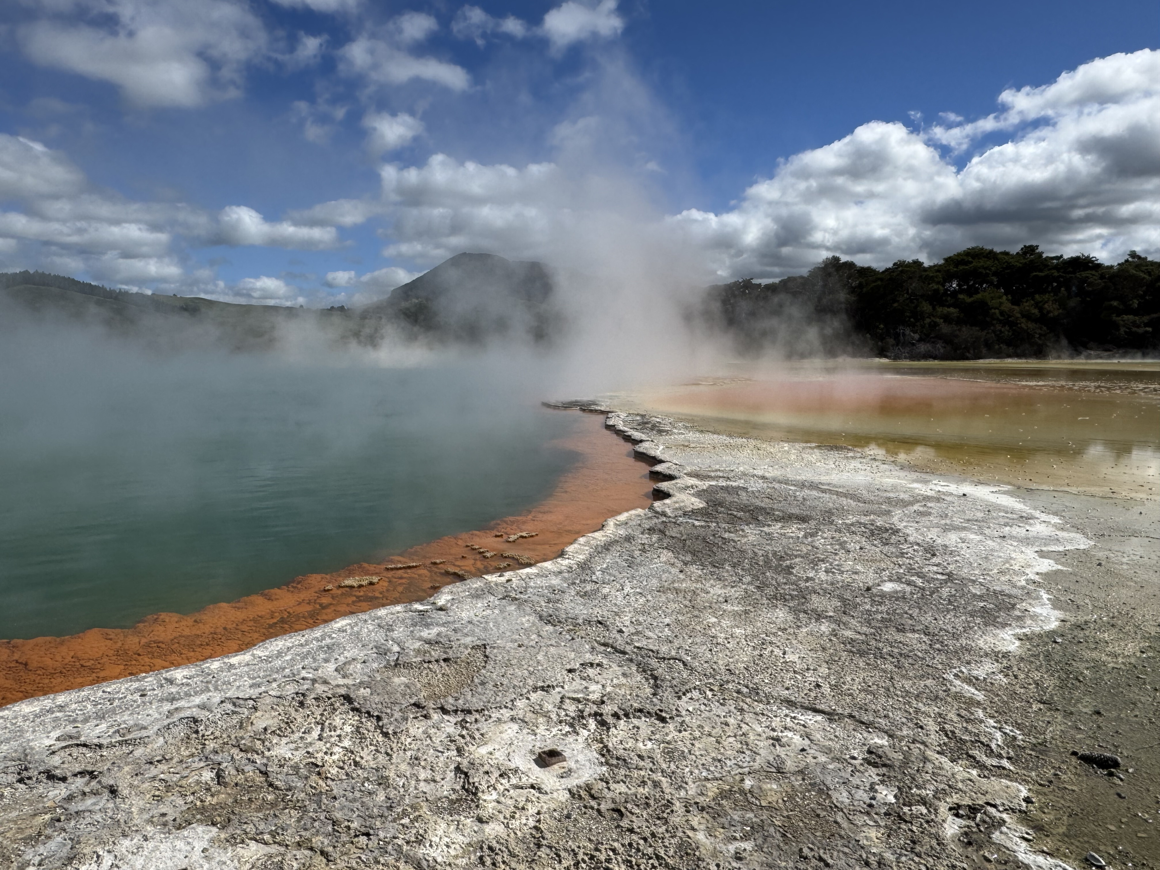 thermal wonderland wai-o-tapu bruno studer