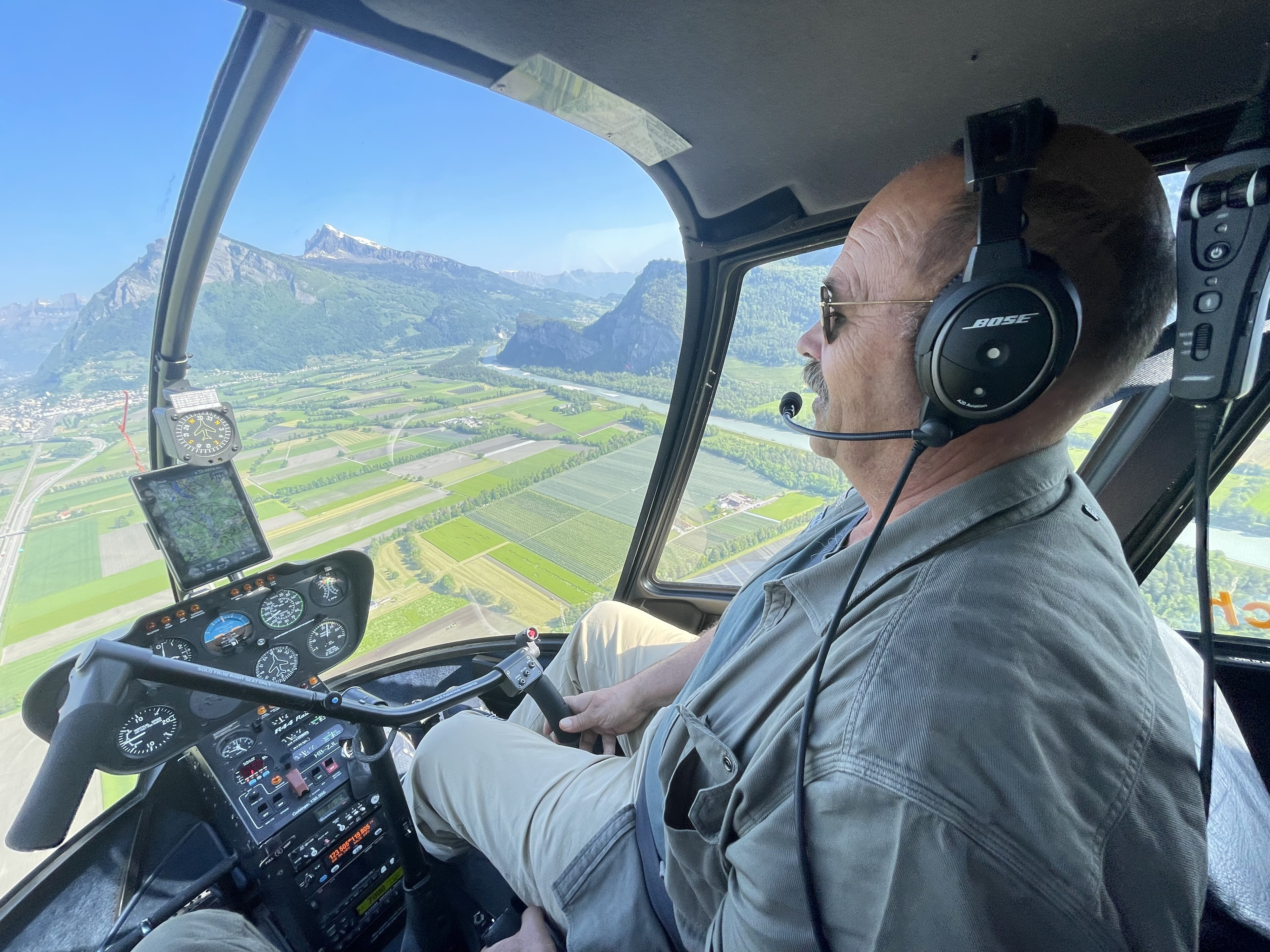 Robinson R-44 bruno studer